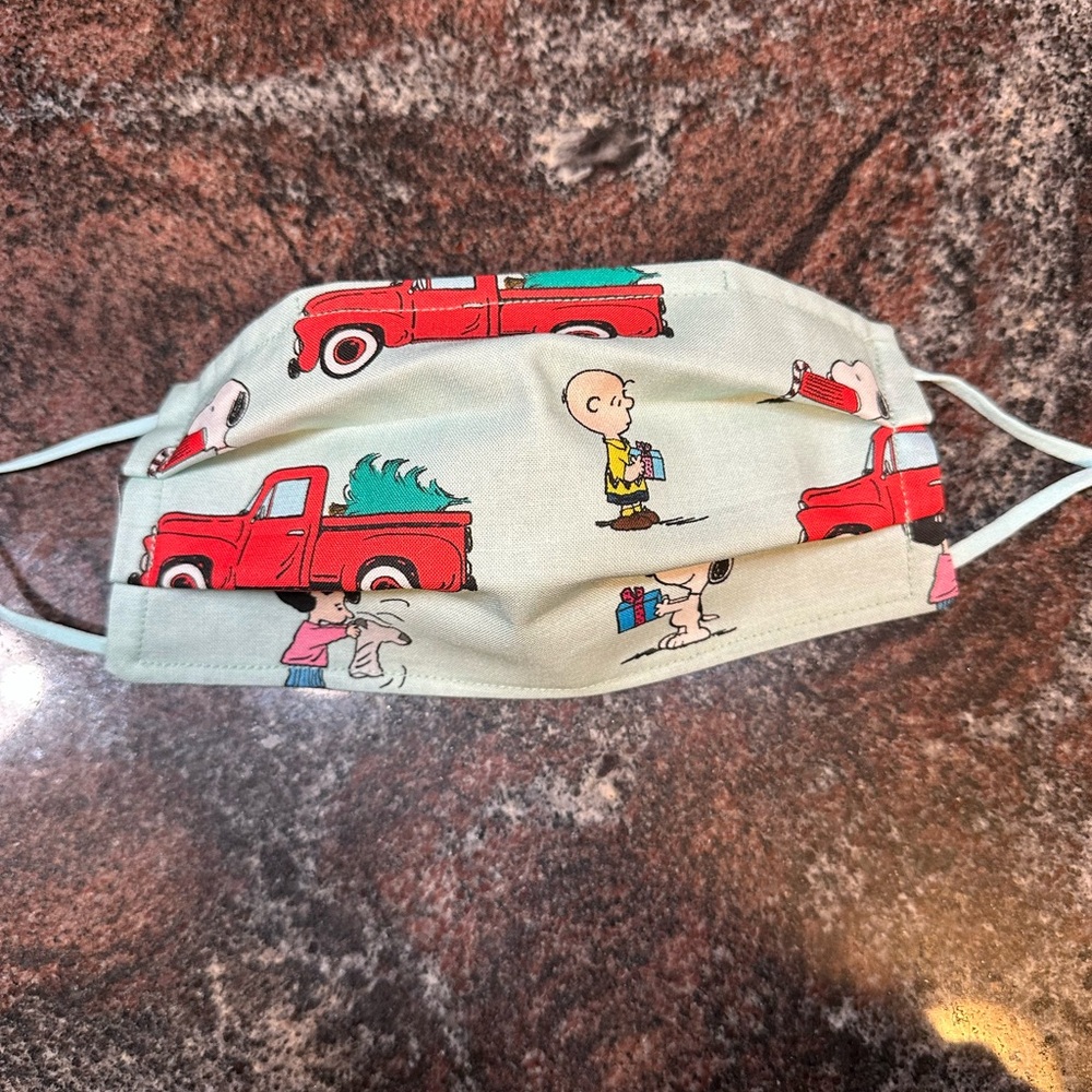 Handmade reusable face mask- adult size - Picture 1 of 3